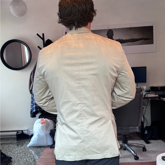 Blazer - Picture 2 of 4